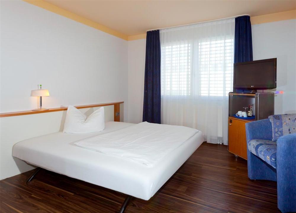 Hotel Ibis Styles Filderstadt Stuttgart Messe Pokoj fotografie